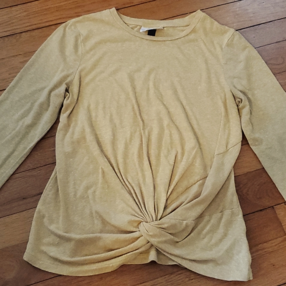 Universal Thread long sleeve tee size M